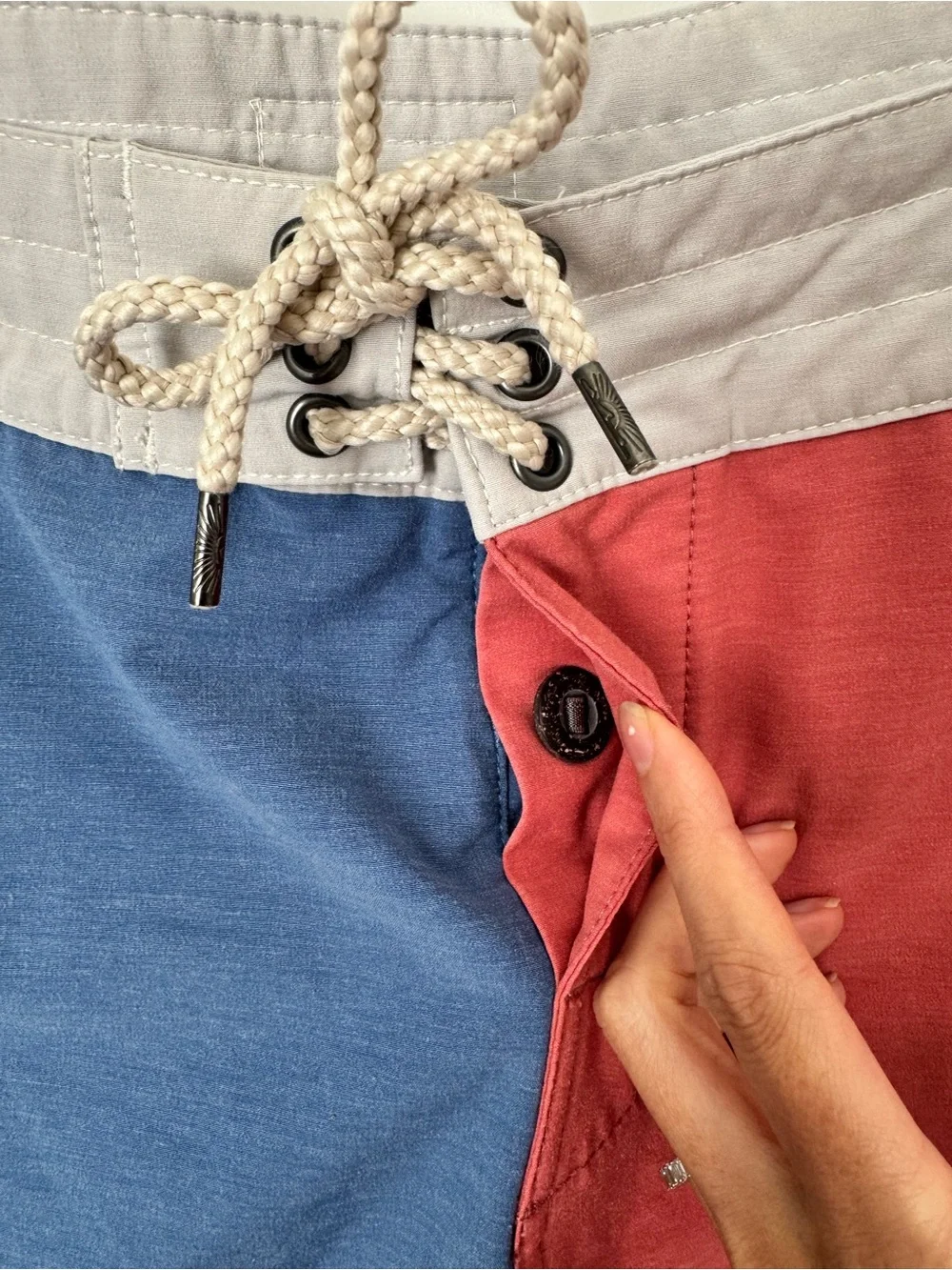 Faherty Fun Board short in Sumer Mix - 31